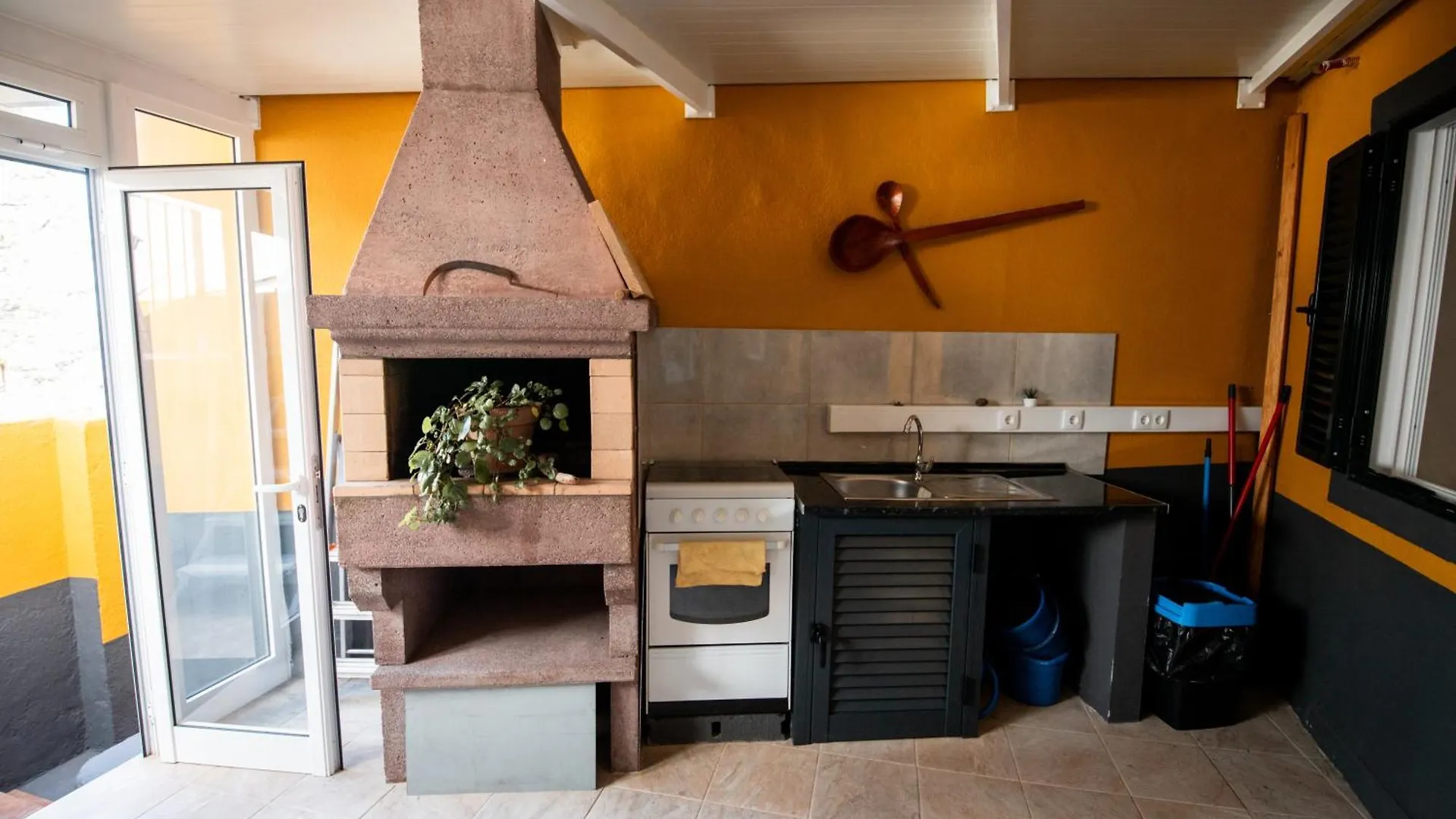 Casa Das Vistas Porto Moniz Quarto em Acomodações Particulares